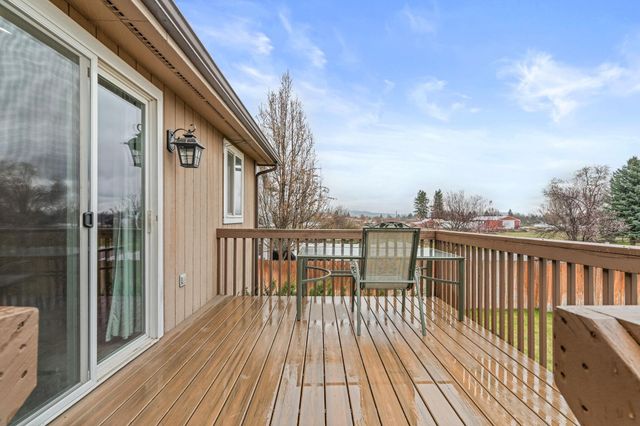 607 S Long Rd, Spokane Valley, WA 99016