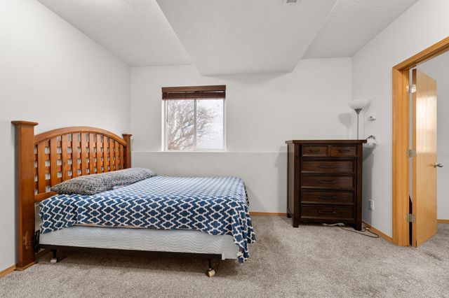 607 S Long Rd, Spokane Valley, WA 99016