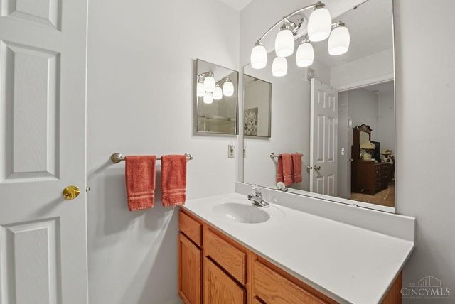 12041 Carrington Lane, Symmes Twp, OH 45140