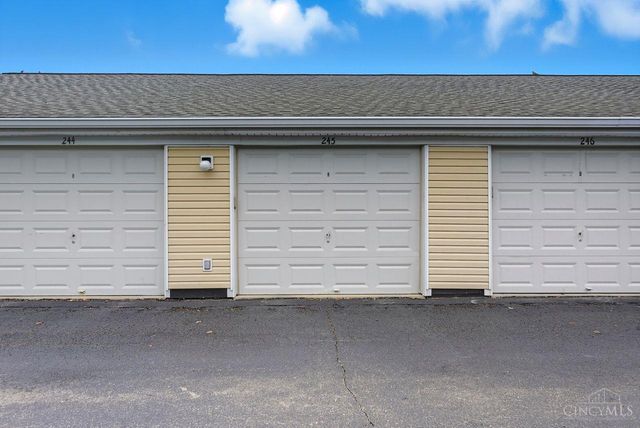 12041 Carrington Lane, Symmes Twp, OH 45140