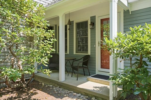 98 Bray Farm Rd S, Yarmouth, MA 02675