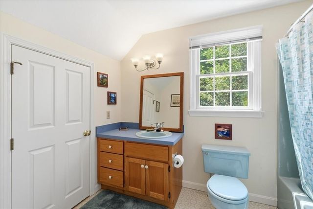 98 Bray Farm Rd S, Yarmouth, MA 02675