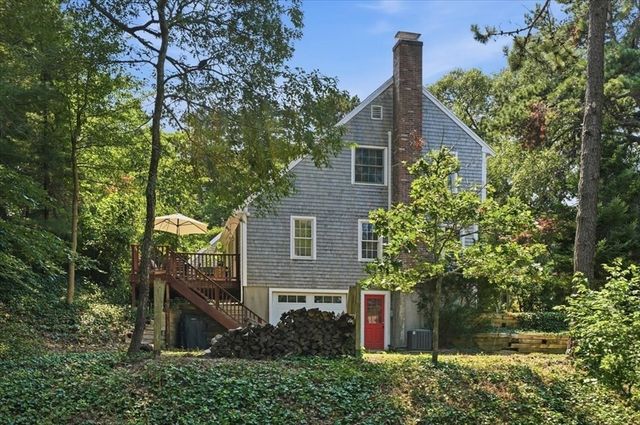 98 Bray Farm Rd S, Yarmouth, MA 02675