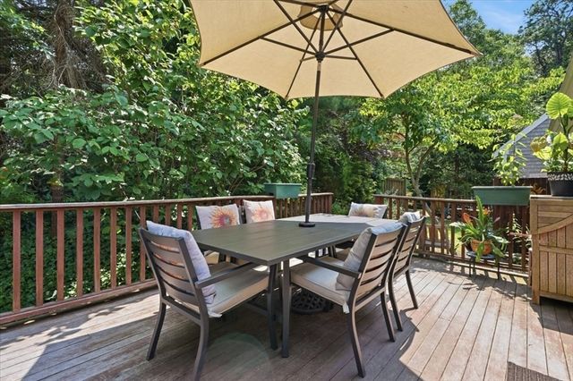 98 Bray Farm Rd S, Yarmouth, MA 02675