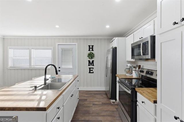 121 RIPLEY Avenue, Adairsville, GA 30103