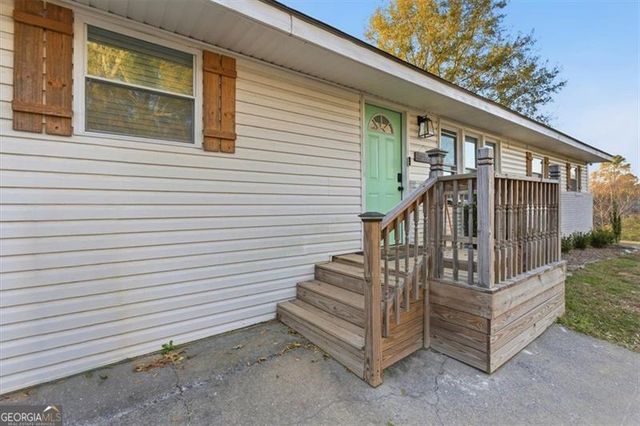 121 RIPLEY Avenue, Adairsville, GA 30103