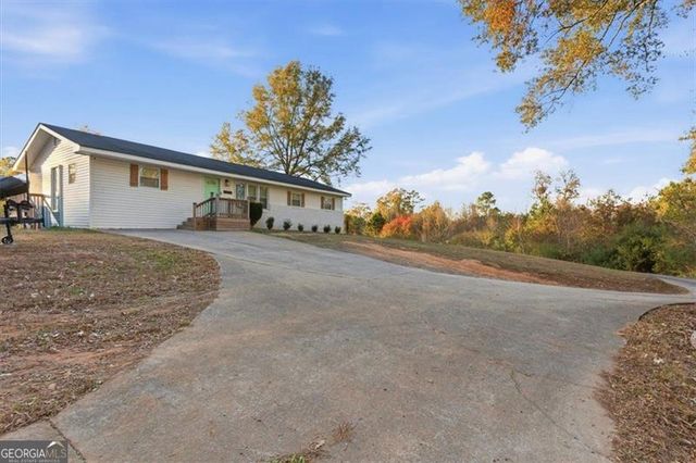 121 RIPLEY Avenue, Adairsville, GA 30103
