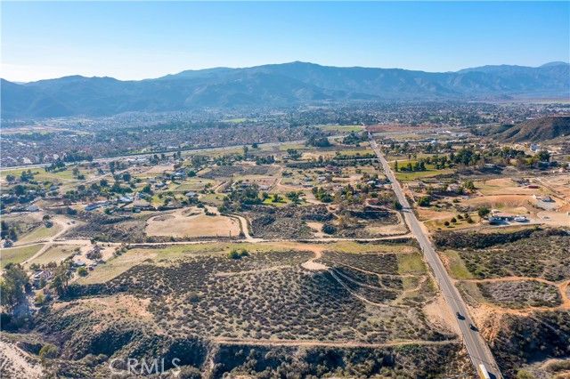23777 Wildomar Trail, Wildomar, CA 92595