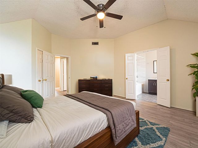907 Freshwood Court, Arlington, TX 76017