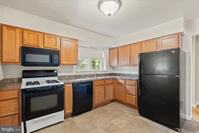 4102 28TH AVE, Temple Hills, MD 20748