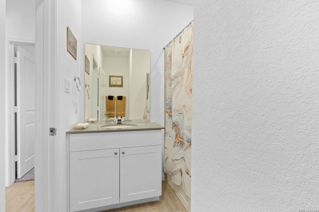 6035 Companion Rd, Bulverde, TX 78163