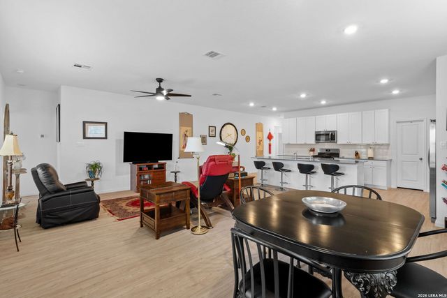 6035 Companion Rd, Bulverde, TX 78163