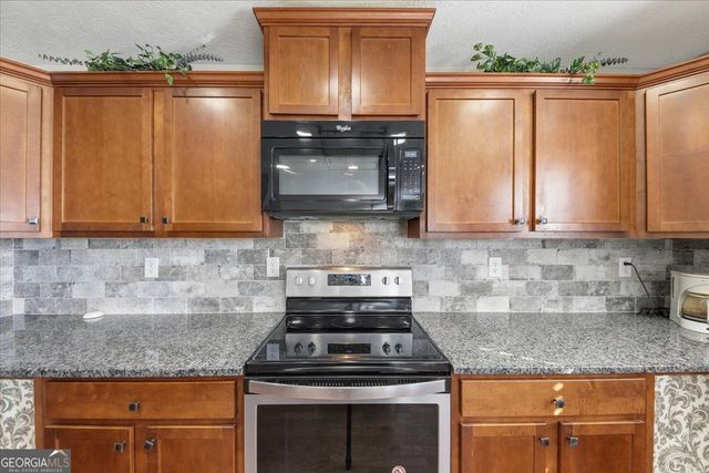 1224 Little Hampton Drive, Lawrenceville, GA 30045