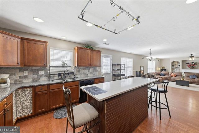 1224 Little Hampton Drive, Lawrenceville, GA 30045