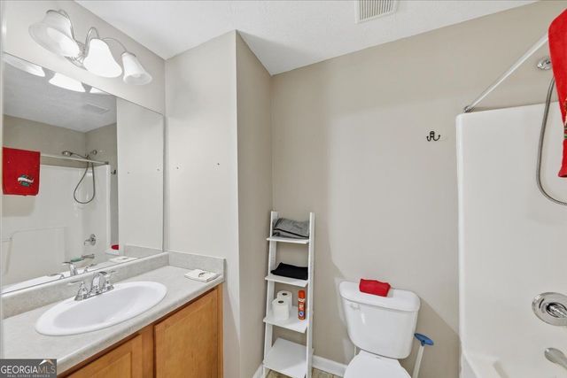 1224 Little Hampton Drive, Lawrenceville, GA 30045