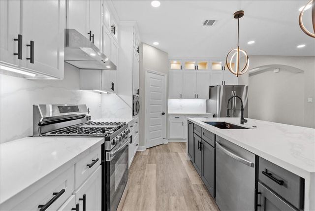 8309 Holiday Lane, Houston, TX 77075