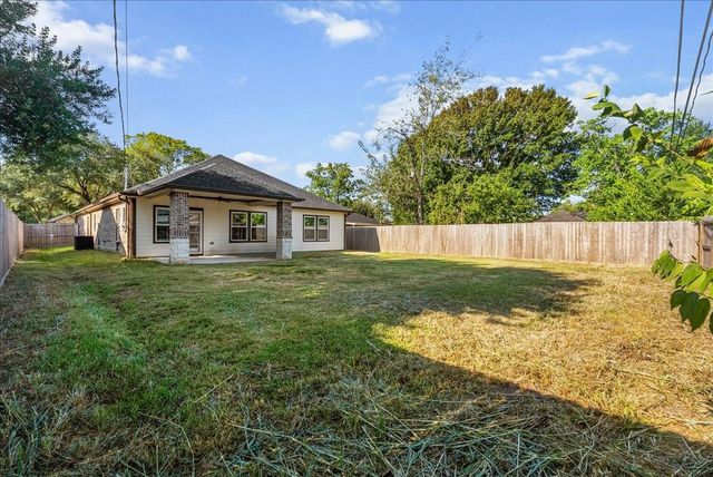8309 Holiday Lane, Houston, TX 77075