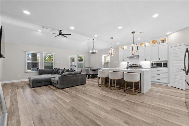 8309 Holiday Lane, Houston, TX 77075
