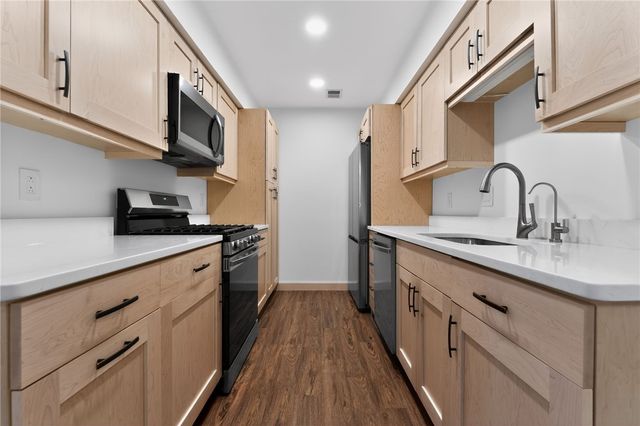 2334 Big Rock Rd, Hampton, PA 15147