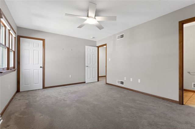 2334 Big Rock Rd, Hampton, PA 15147
