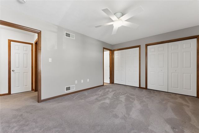 2334 Big Rock Rd, Hampton, PA 15147
