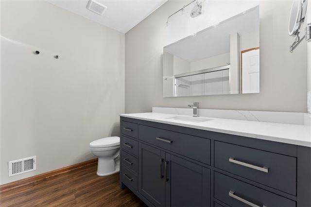 2334 Big Rock Rd, Hampton, PA 15147