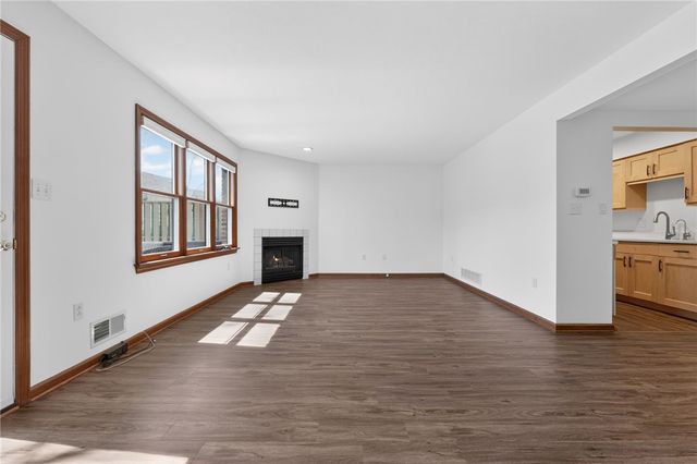 2334 Big Rock Rd, Hampton, PA 15147