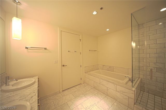 4471 Dean Martin Drive 705, Las Vegas, NV 89103