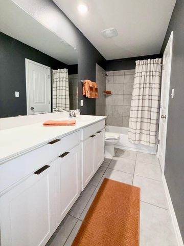 1005 Sundrops ST, Leander, TX 78641