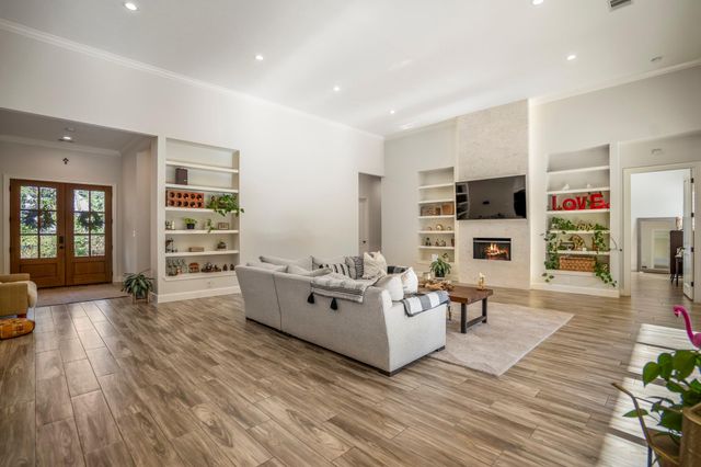 25202 Wilkes Park, Tomball, TX 77375