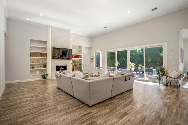 25202 Wilkes Park, Tomball, TX 77375