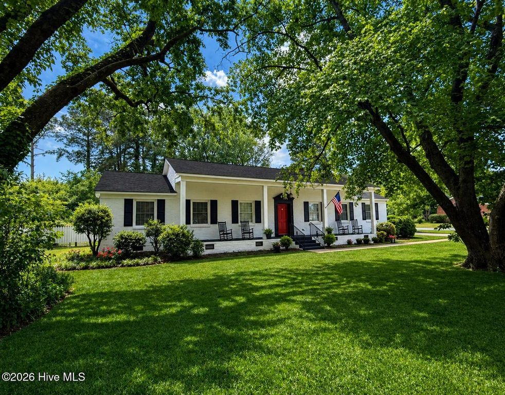 200 Lee Street, Greenville, NC 27858