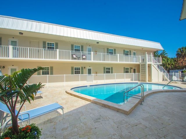 900 Jasmine Lane 101B, Vero Beach, FL 32963