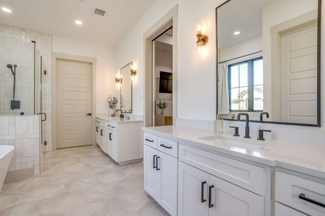 2001 Pinetree Post, Weatherford, TX 76087