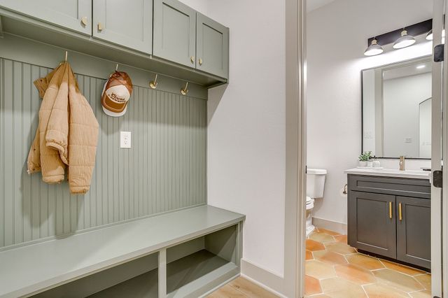 2001 Pinetree Post, Weatherford, TX 76087