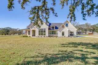 2001 Pinetree Post, Weatherford, TX 76087