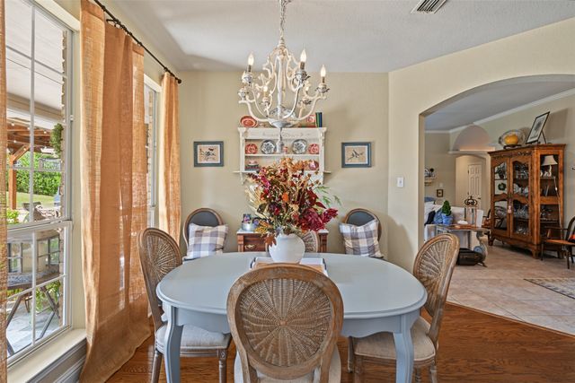 8955 Leslie Court, Benbrook, TX 76126