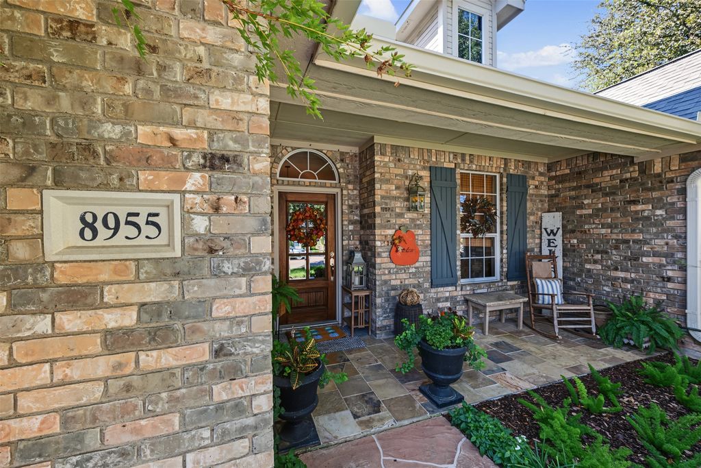 8955 Leslie Court, Benbrook, TX 76126 — photo 3