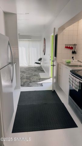 409 Palm Avenue, Las Cruces, NM 88001