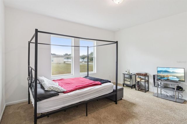 903 SHIMMERING OAKS LANE, Seffner, FL 33584