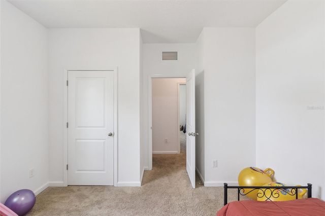 903 SHIMMERING OAKS LANE, Seffner, FL 33584