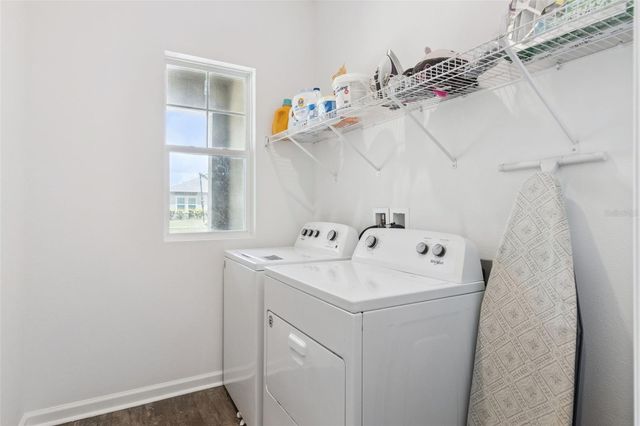 903 SHIMMERING OAKS LANE, Seffner, FL 33584