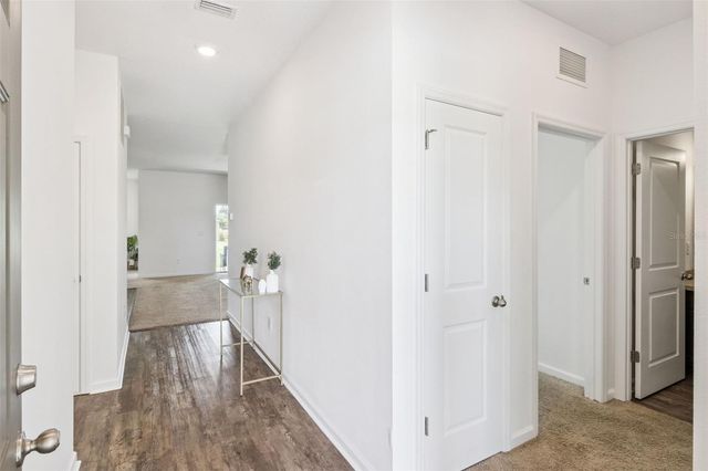 903 SHIMMERING OAKS LANE, Seffner, FL 33584