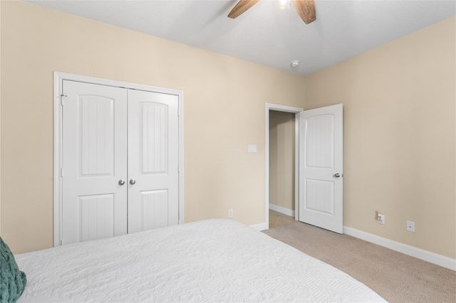 906 Fairbanks Drive, Magnolia, TX 77354