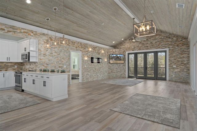 7235 N CANAL STREET, Webster, FL 33597