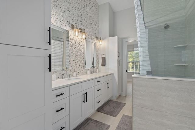 7235 N CANAL STREET, Webster, FL 33597