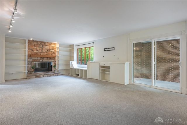 215 Beverly Place, Oakwood, OH 45419