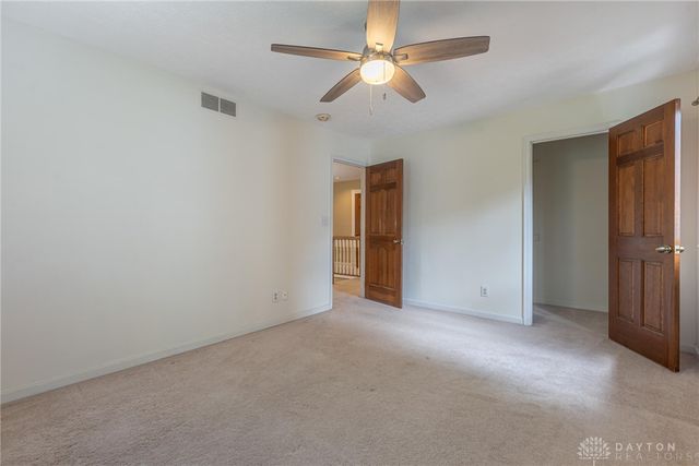 215 Beverly Place, Oakwood, OH 45419