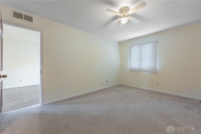 215 Beverly Place, Oakwood, OH 45419