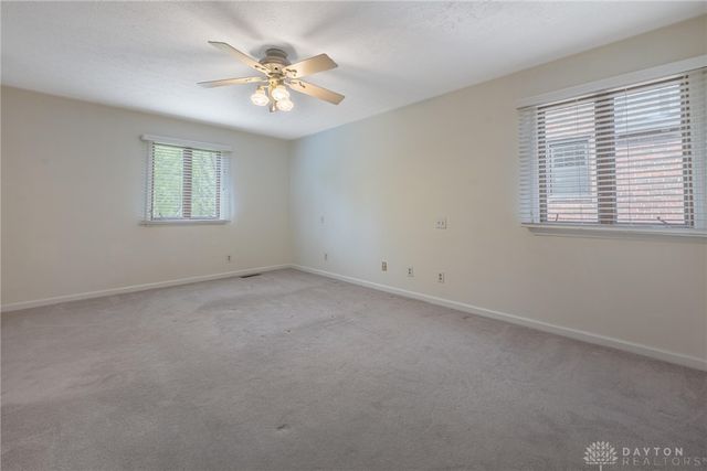 215 Beverly Place, Oakwood, OH 45419